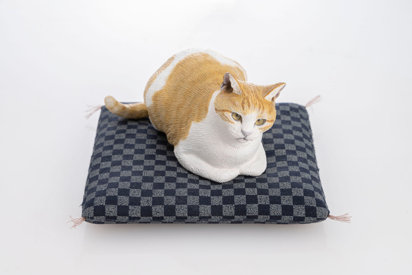 【松本雅之】香盒坐猫(棕白色)